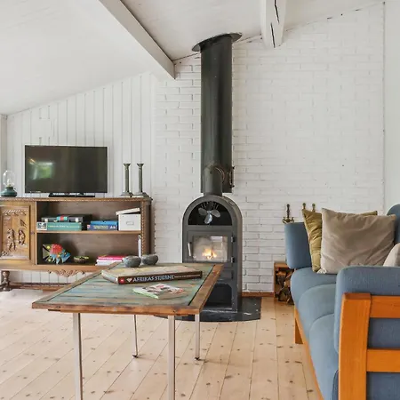 Nyaraló In Faxe Ladeplads With Wifi *